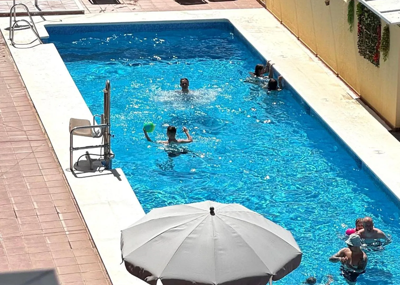 Cozy Apartment Near Los Boliches Beach Fuengirola